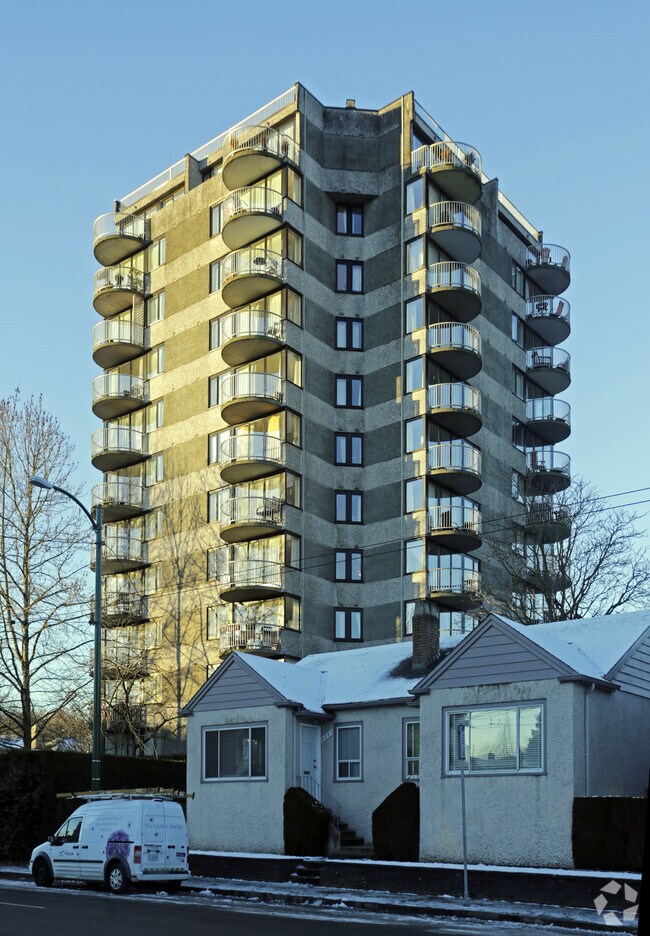 Canaland Apartments