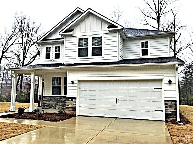 Building Photo - 205 Lindridge Dr Rental