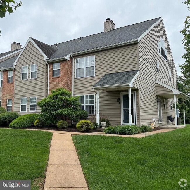 Building Photo - 208 Kelly Ct Unit 208 Rental