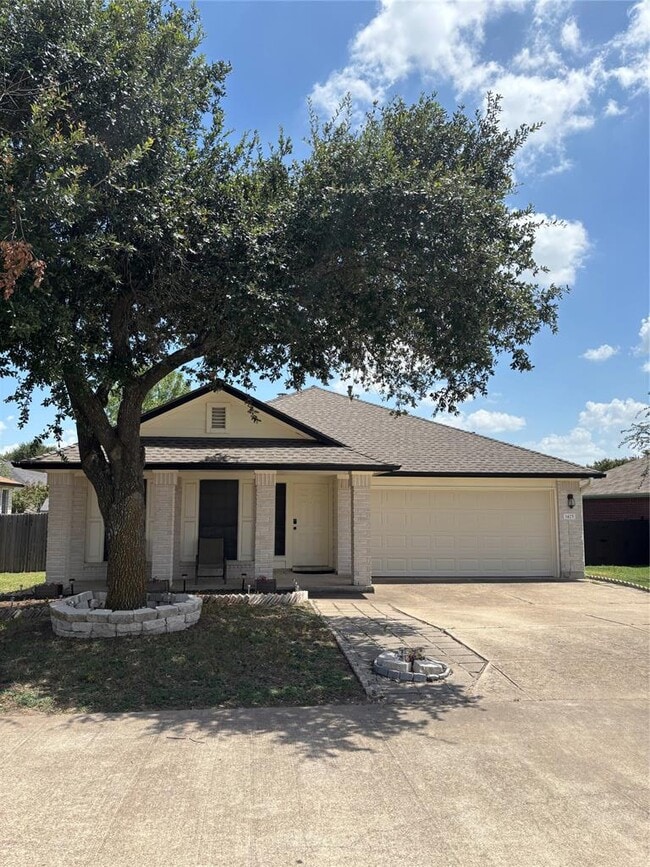 Building Photo - 1425 W Pflugerville Pkwy Rental