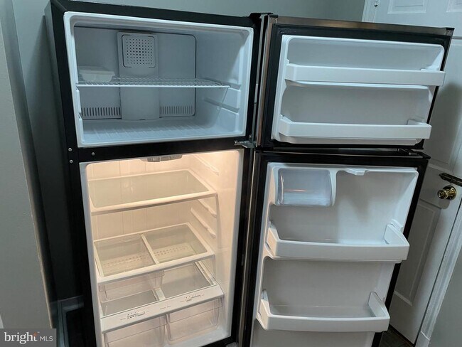 Photo - 600 I St NE Unit 1