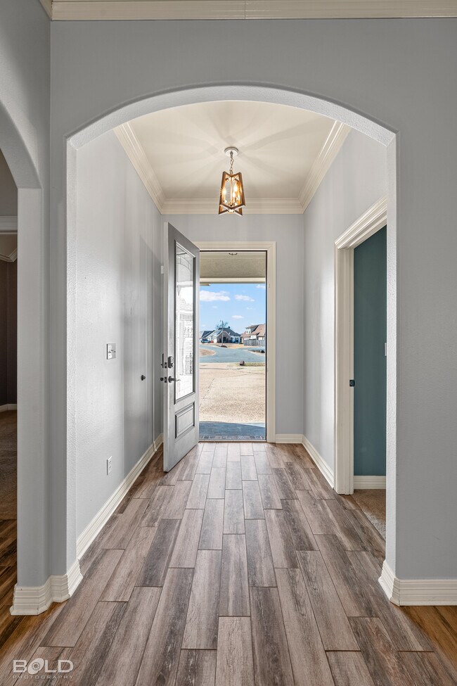 Photo - 4402 Ellis Ct