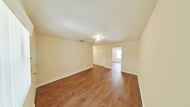 Photo - 510 SE 11th St Unit 510-A