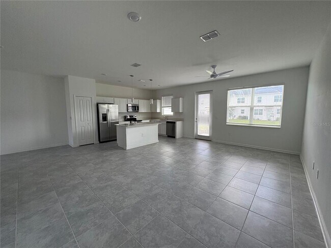 281 Bogey Dr