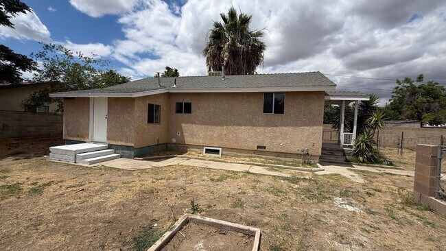 Photo - 113 1/2 Harris Drive, Rear House Unit Rear House