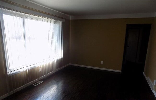 Photo - 26520 Thomas Dr