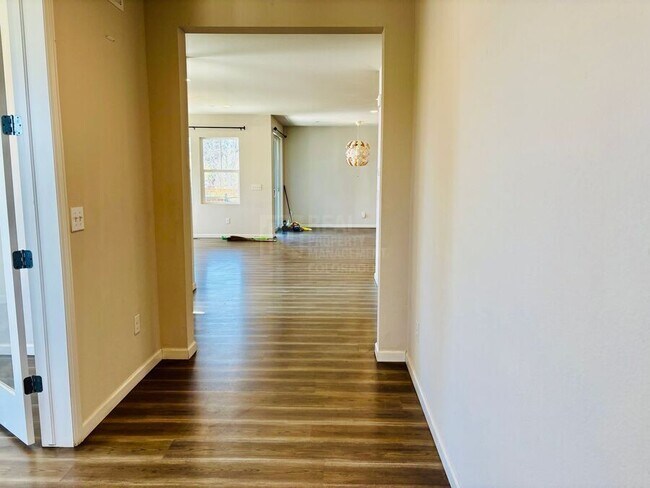 Photo - 9150 W 100th Way