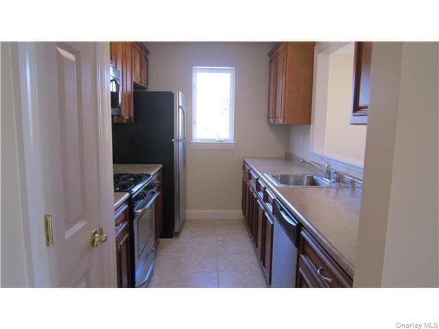 Building Photo - 402 Tondo Cir Rental