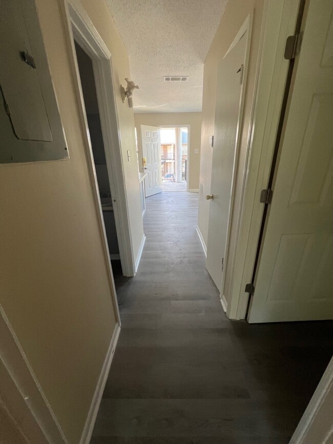 Photo - 1125 Washington St