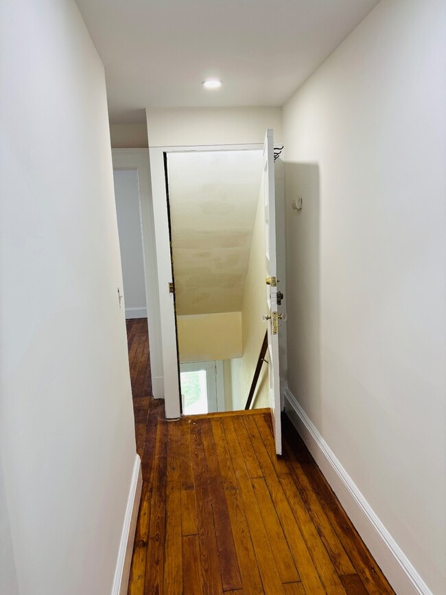 Photo - 133 Berry Hill Rd Unit 2