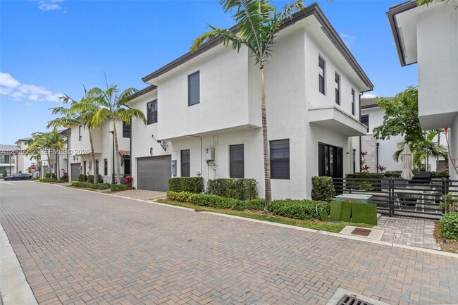 Photo - 8249 NW 46th St