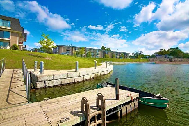 Kingston Cove Apartments - Kingston Cove Apartments