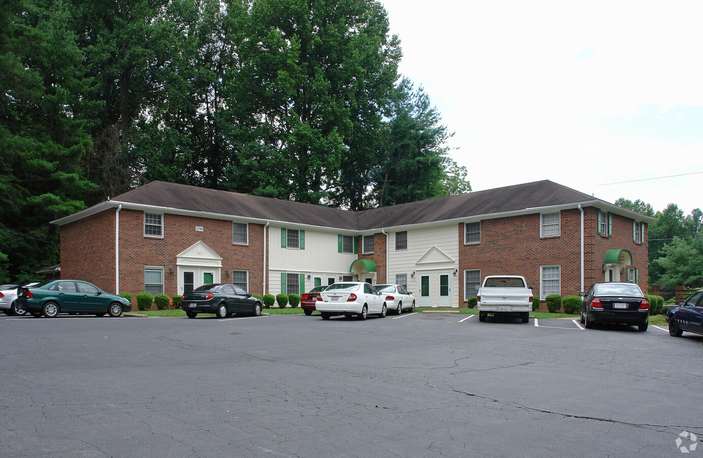 Taylor Park - Taylor Park Apartments