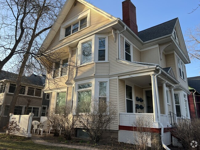 Building Photo - 424 E North St Unit 1 Rental