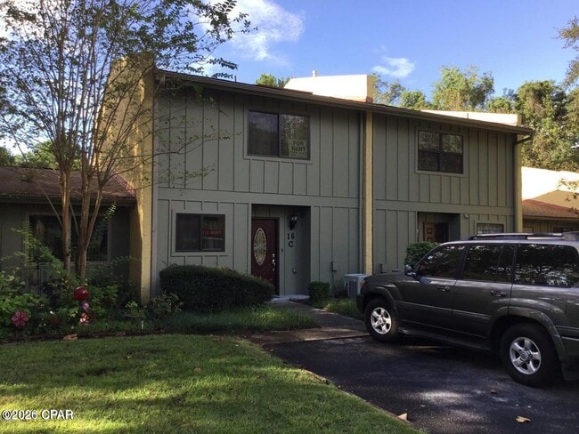 Building Photo - 1025 W 19th St