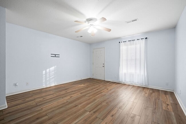 Photo - 504 Luxury Dr Unidad 504-B Luxury Drive