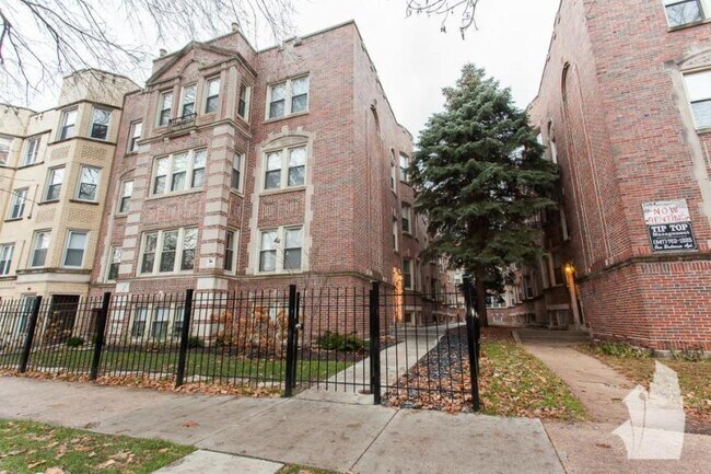 1 bedroom in Chicago IL 60640 - 1 bedroom in Chicago IL 60640 Condo Unit 5060-1E
