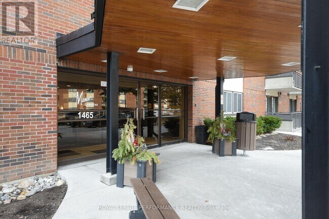 Photo - 1465 Baseline Rd Unité 1014