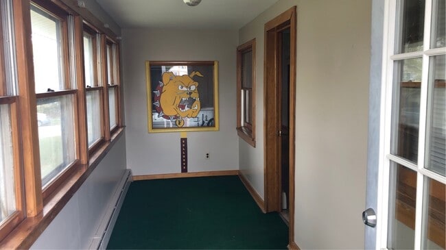 Photo - 307 N Warren Ave