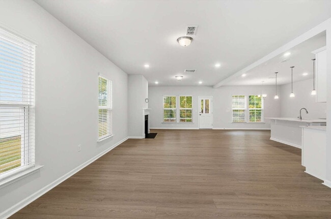 Photo - 3-Bedroom Spacious New Construction Home in Fuquay-Varina