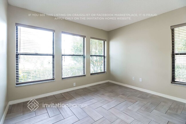 Photo - 1011 Surge Ct