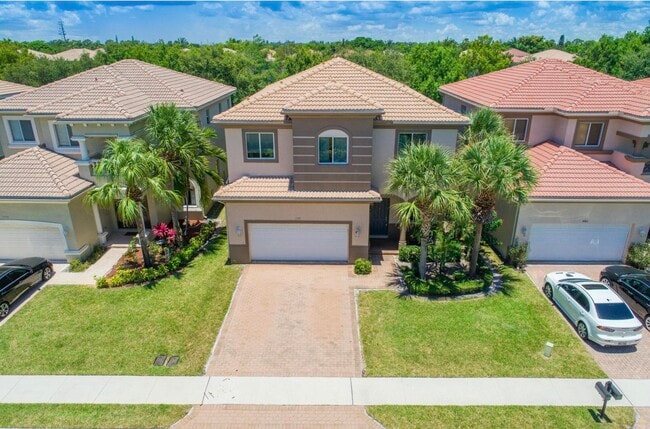 Photo - 1088 Grove Park Cir