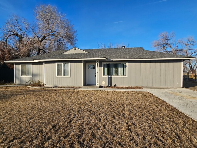 House Close to Airport - House Close to Airport