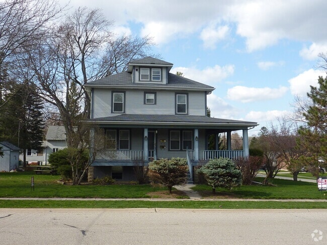 Building Photo - 118 Harding Ave Rental