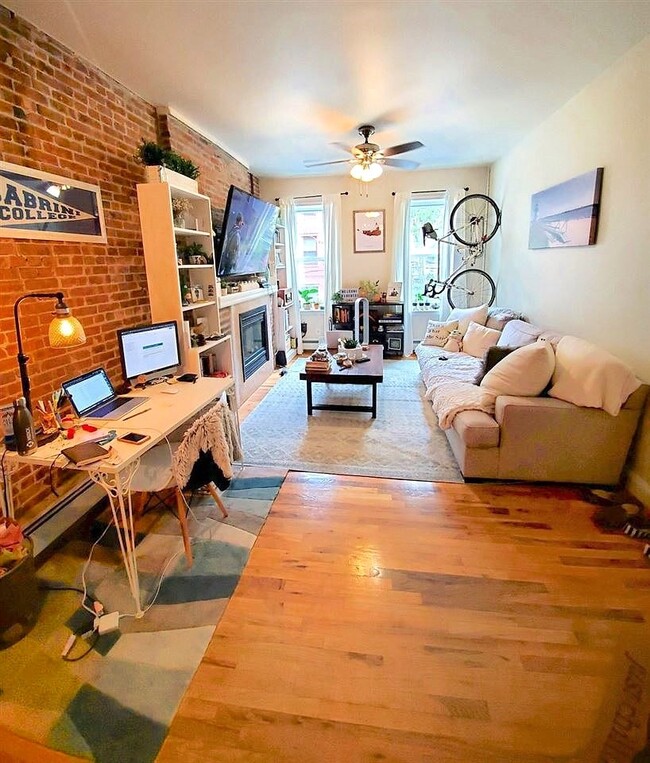 Photo - 228 1st St Condo Unit 2B