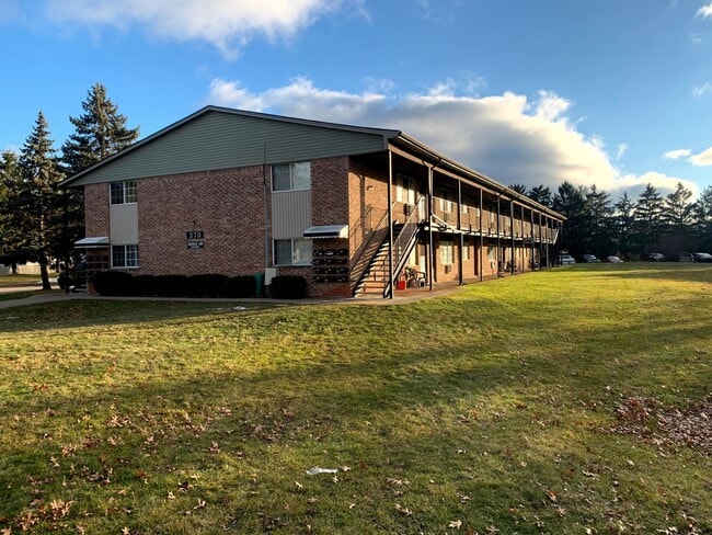 Photo - Prime Madison Heights Luxury Townhomes and large 1 Bed Apartments