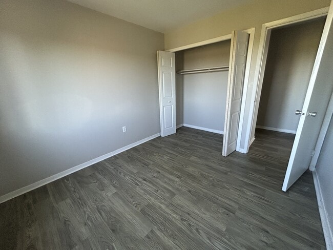 Photo - 15 Reading Crescent Unit 7