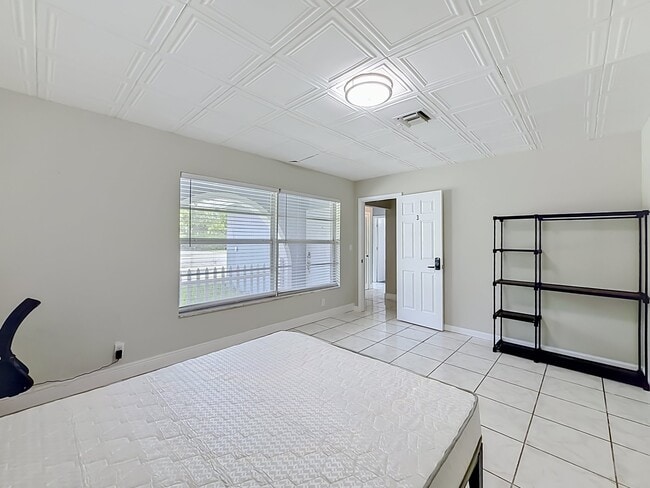 Photo - 7460 NW 16th St