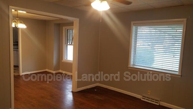 Photo - 2103 N 28th St
