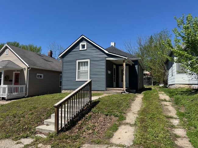 Building Photo - 3015 Edmond St