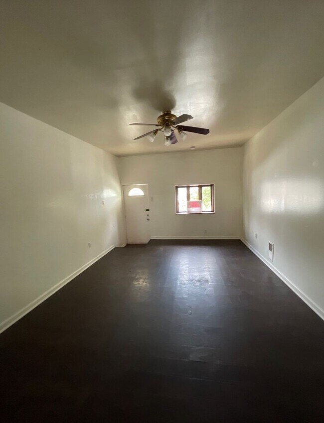 Photo - 3236 E Lombard St