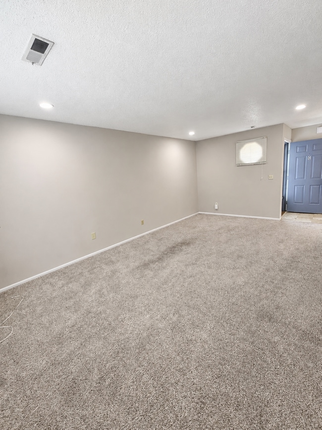500 Sky Vue Dr
