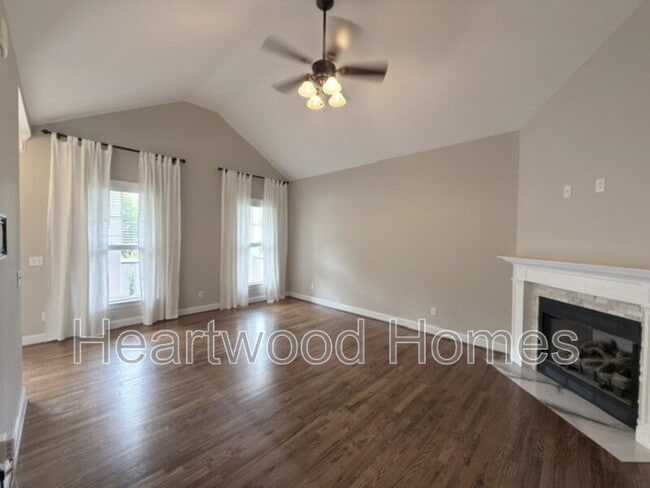 Photo - 432 Jackson Ave