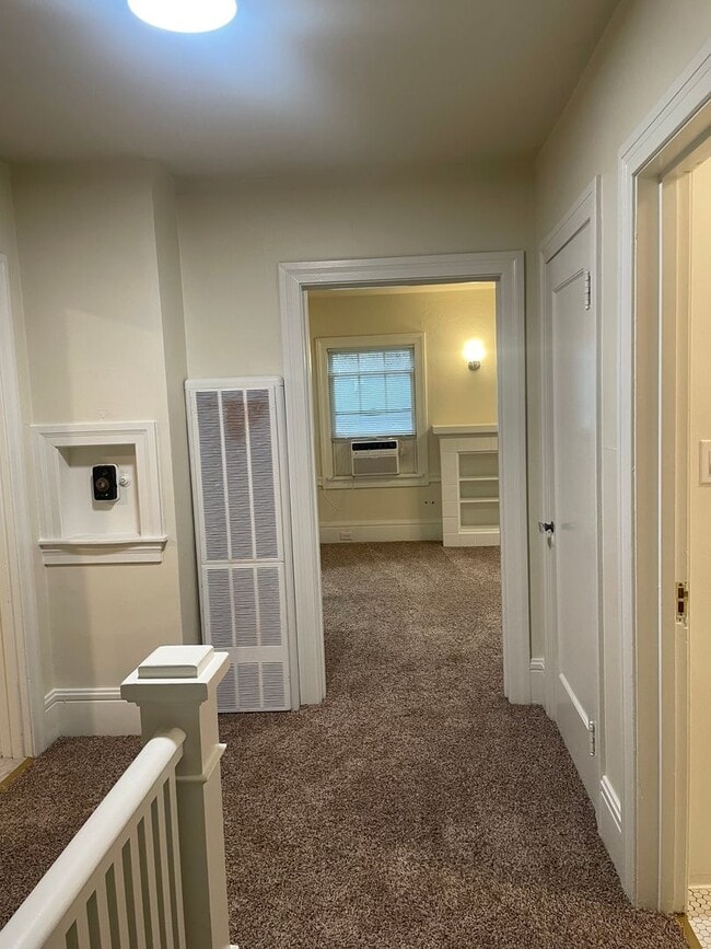 Photo - Upstairs 2 Bedroom/1 Bathroom Unit Unidad D