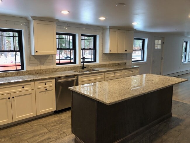 Photo - 77 Sewalls Falls Rd