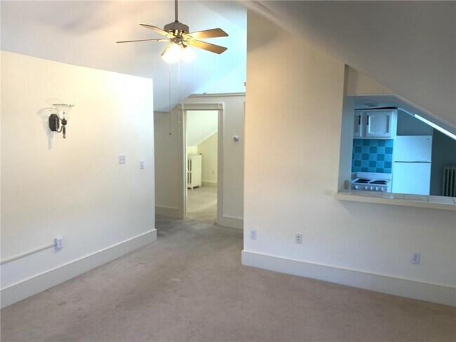 Photo - 113 Prospect Hill St Unit 3