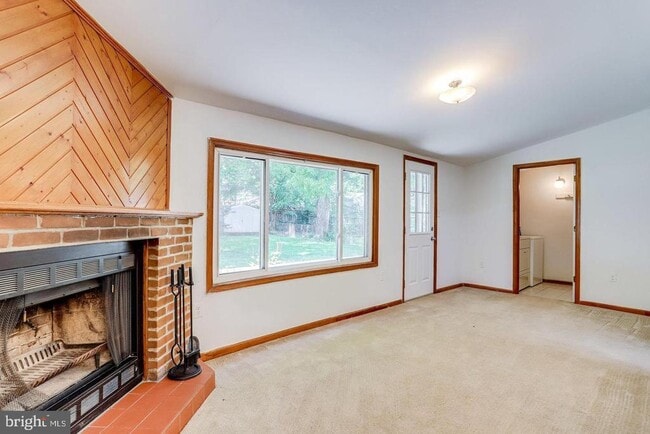 Photo - 1922 Anderson Rd