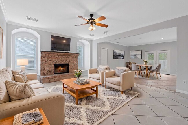 Photo - 1902 Cupolla Mountain