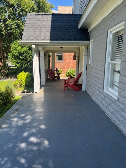 Photo - 103 W Earle St