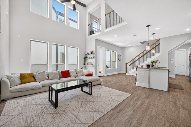 Photo - 435 Imperial Blvd