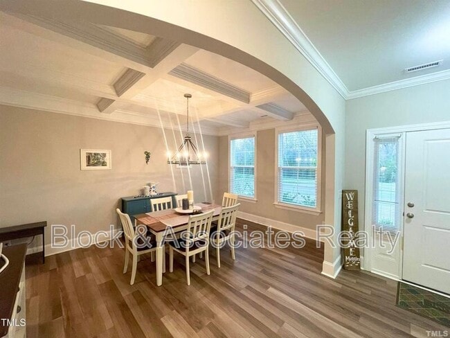 Photo - 2041 Sweet Samson St