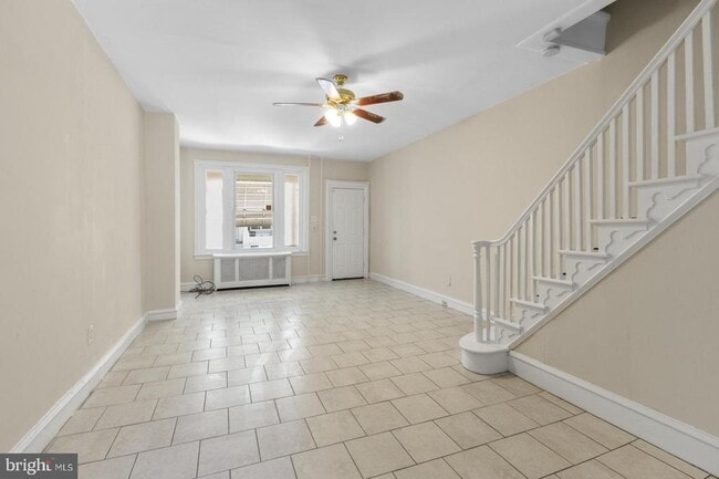 Photo - 2323 E Cambria St