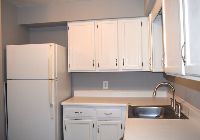 Photo - 16 Smithwheel Rd Unit 17