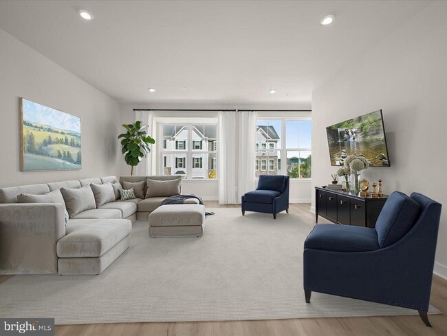 Photo - 7840 Blackbriar Wy