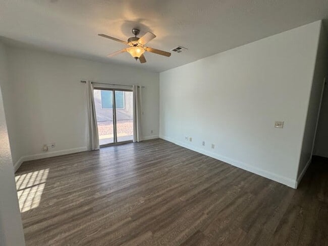 Photo - Duplex in Hurricane