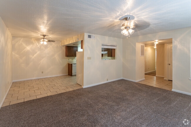 3BR, 2BA - 1336 SF